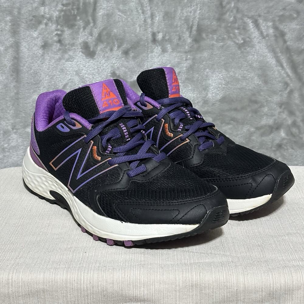 New Balance 410 V7 Womens WIDE Size 8 Trail Running Sneakers Black Comfort Shoes